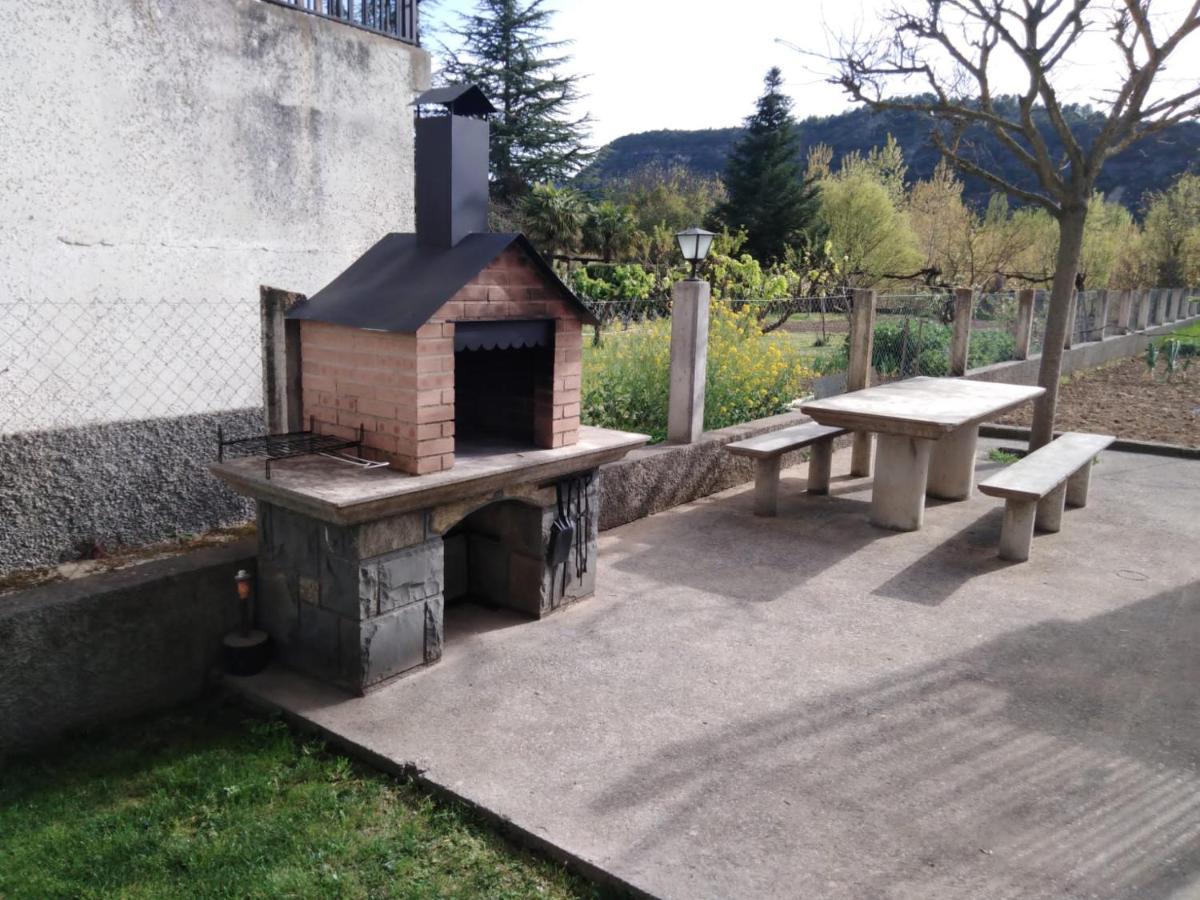 Apartamento Rural Casa Paco Con Jacuzzi Exterior Y Barbacoa Ainsa Exterior photo